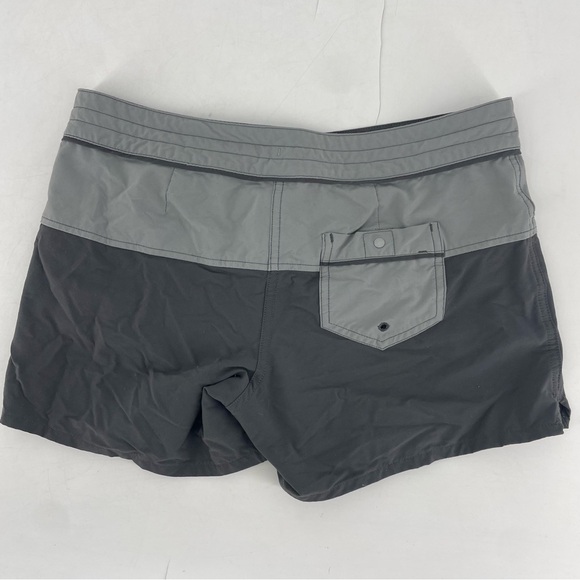 Womens Colorblock Stretch Wavefarer Shorts - Picture 3 of 5